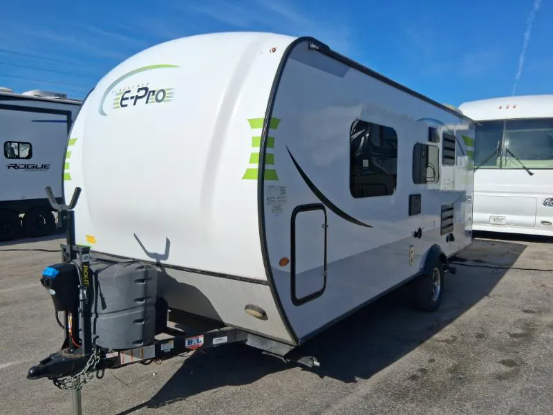 2018 Forest River Flagstaff E-Pro 19FD - Photo 2
