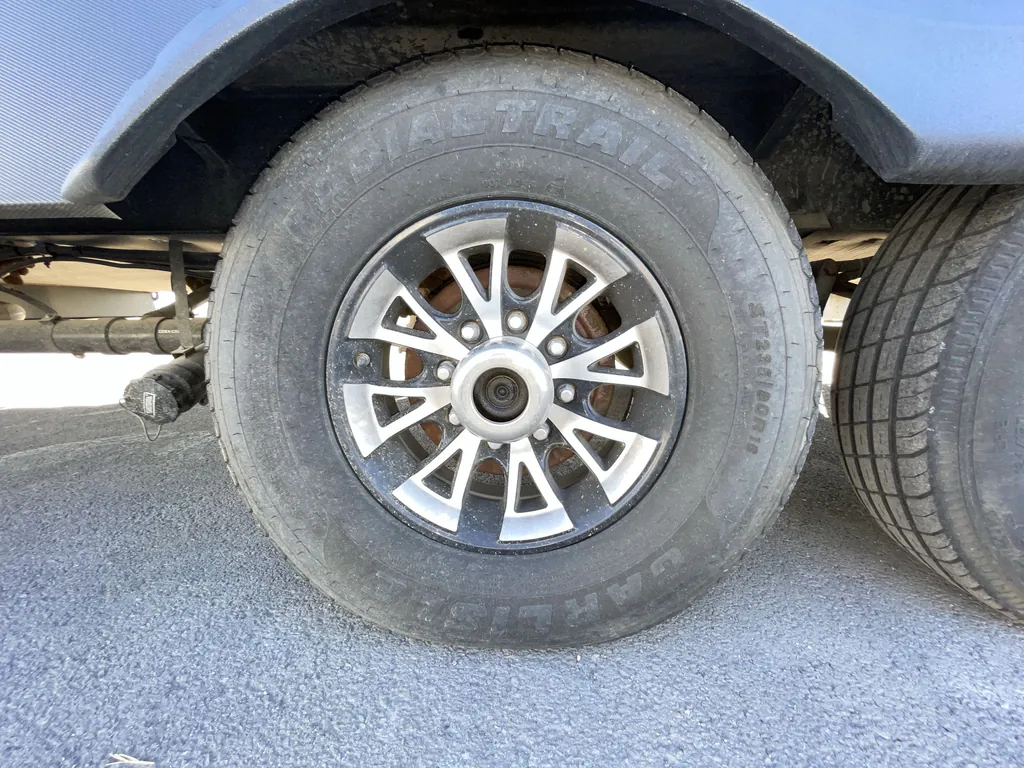 2026 Keystone Raptor 433, Photos photo 25
