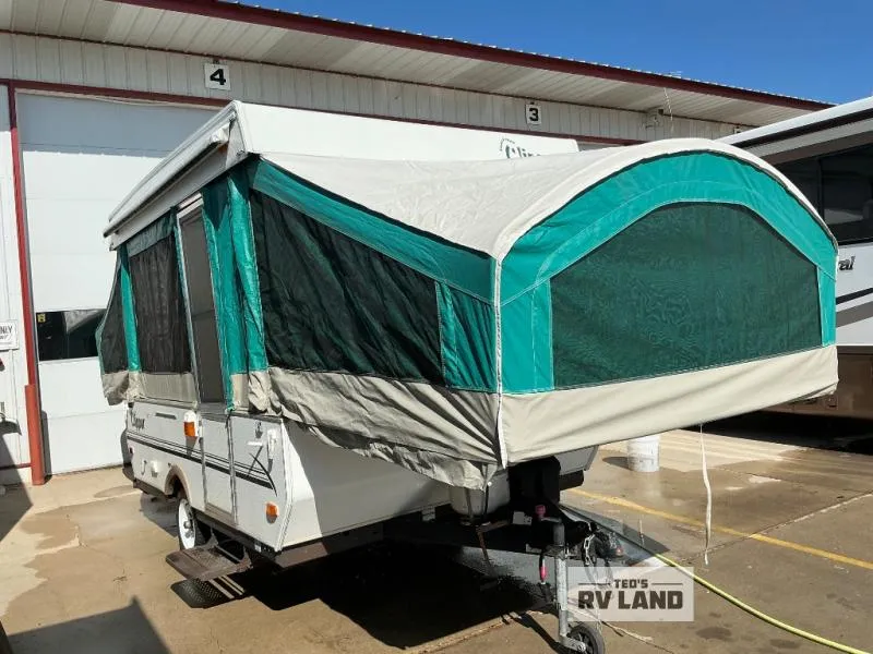 2003 Coachmen RV Clipper Used    107 - Main photo