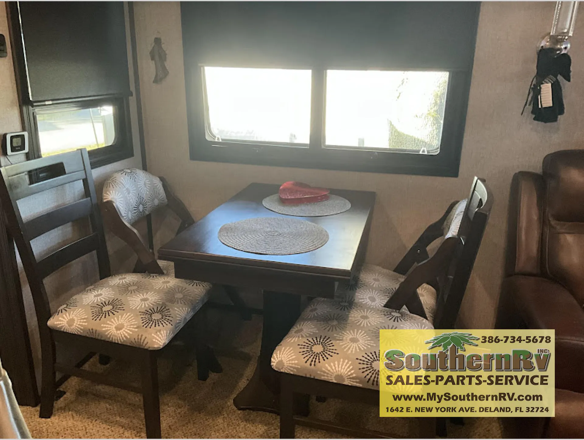 2020 Jayco North Point 377RLBH - Photo 3