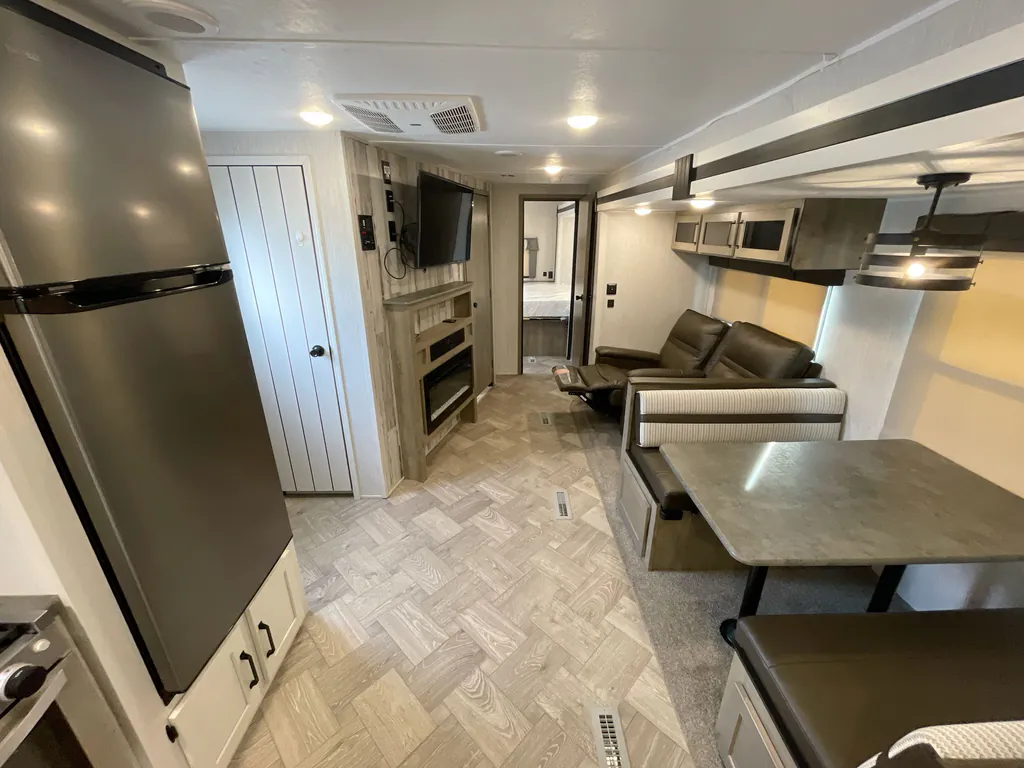 2022 Forest River Puma 26FKDS, Photos photo 2