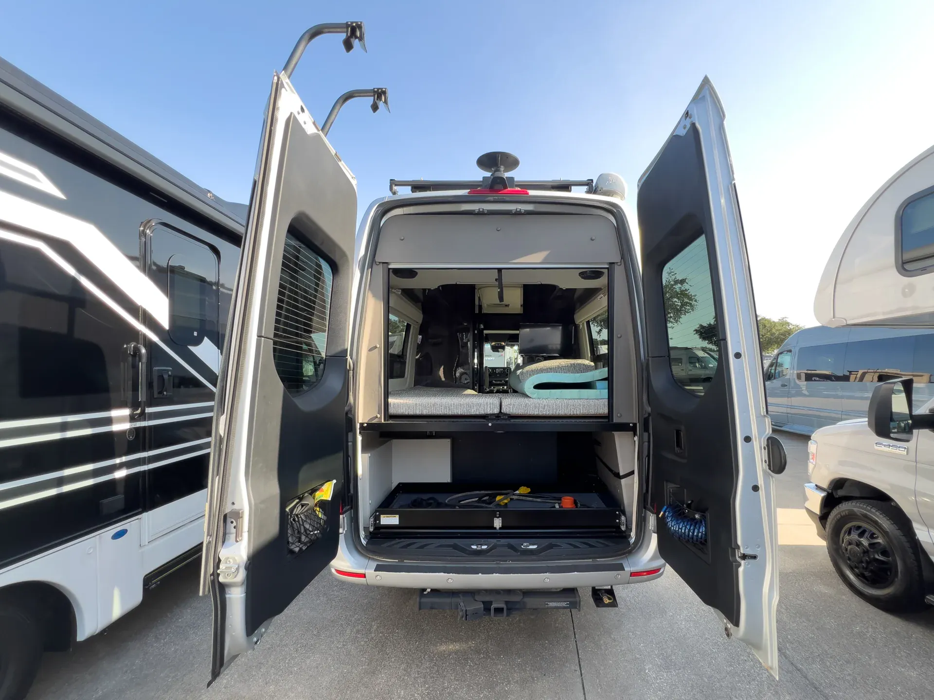 2023 Winnebago Era 70A - Photo 3