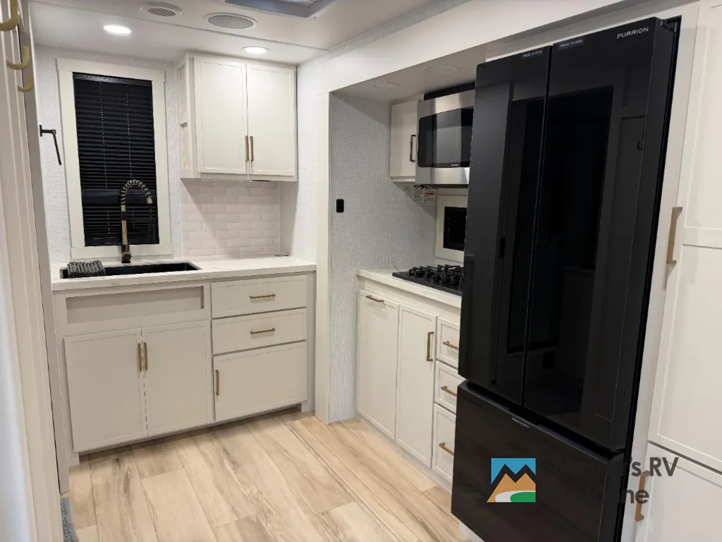 2026 Brinkley Model I 235, Photos photo 9