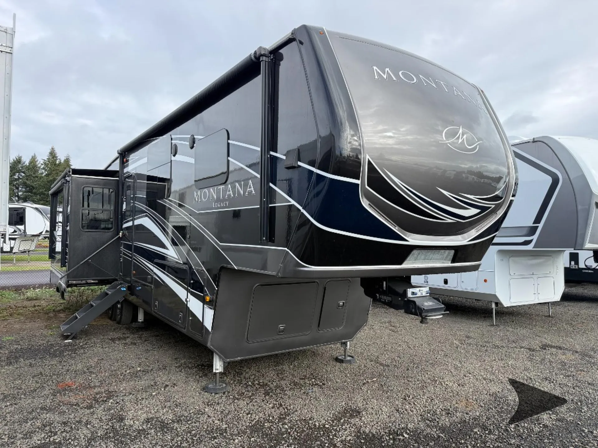 2022 Keystone Montana 3231CK