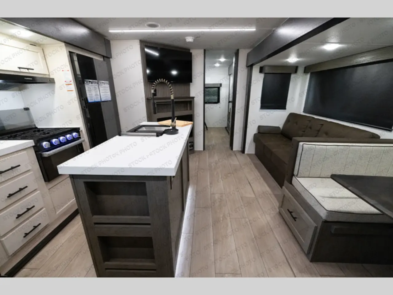 2026 Forest River Cherokee Alpha Wolf 33BH - Photo 3