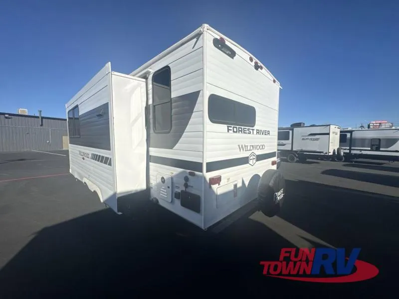 2025 Forest River RV Wildwood 22FK - Photo 4