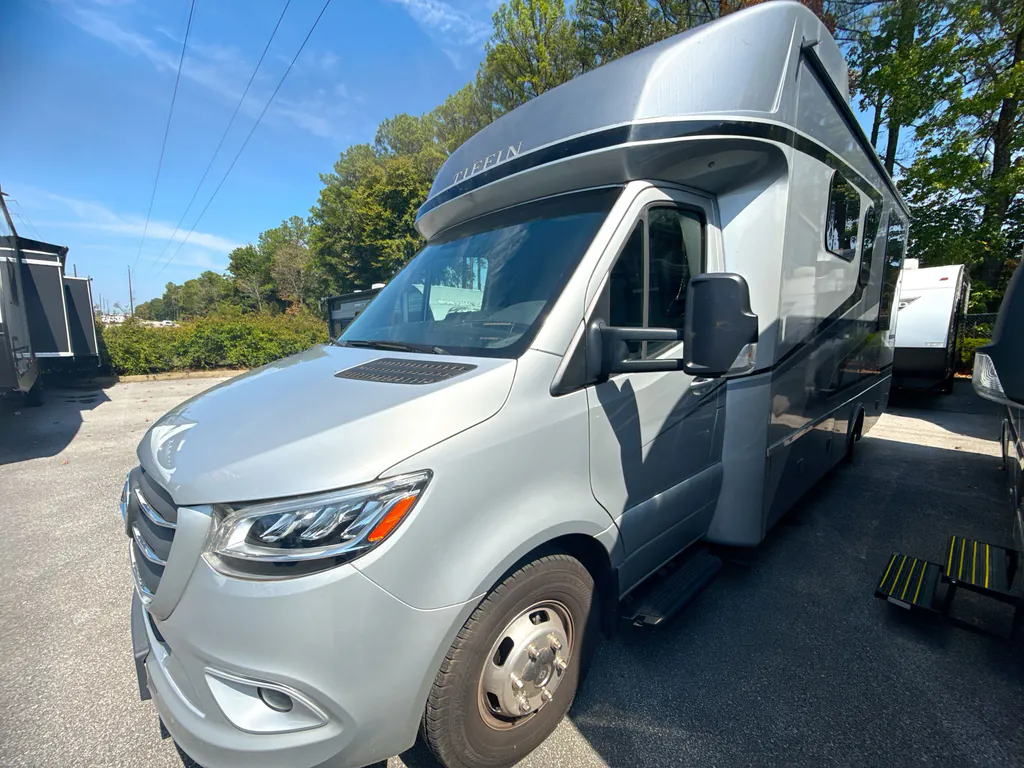 2024 Tiffin Wayfarer 25 RLW, Photos photo 6