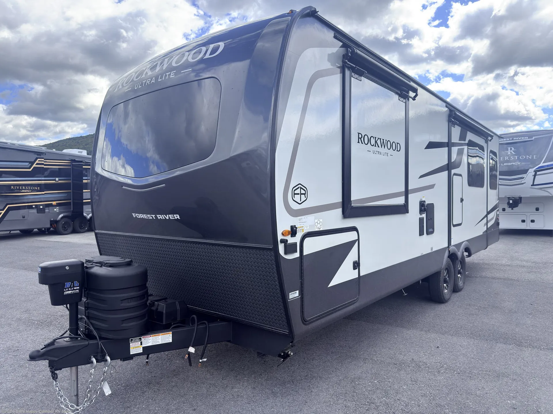 2027 Forest River Rockwood Ultra Lite 2618RD - Photo 4