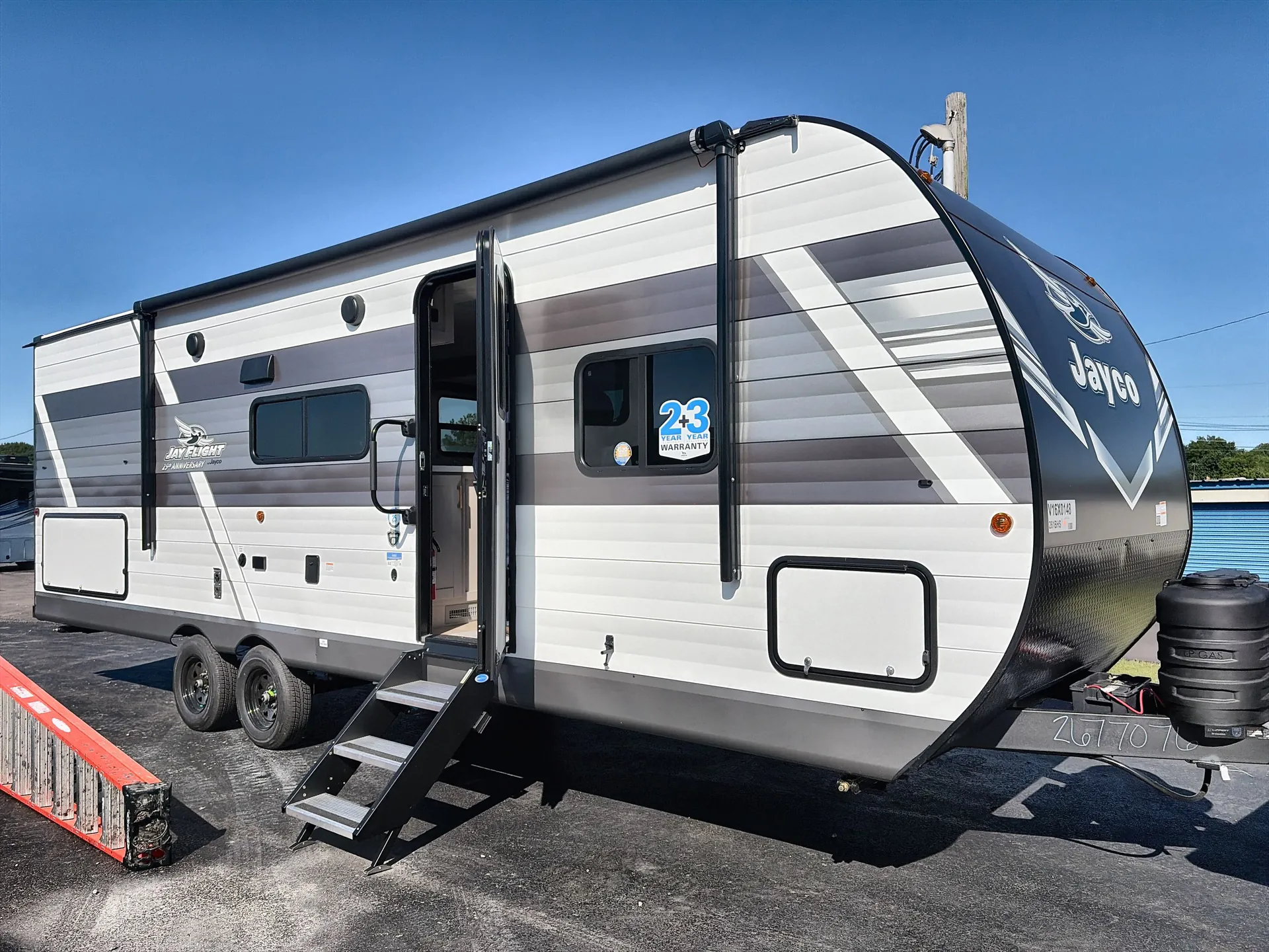2027 Jayco Jay Flight 261BHS - Photo 2