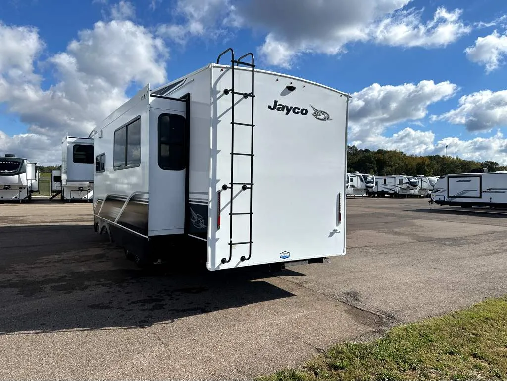 2026 Jayco Eagle 335LSTS - Photo 4