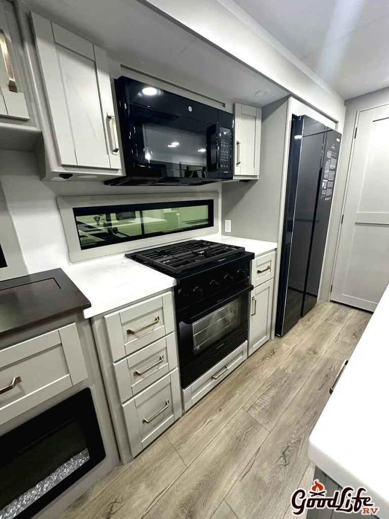 2026 Brinkley Model Z 297, Photos photo 47