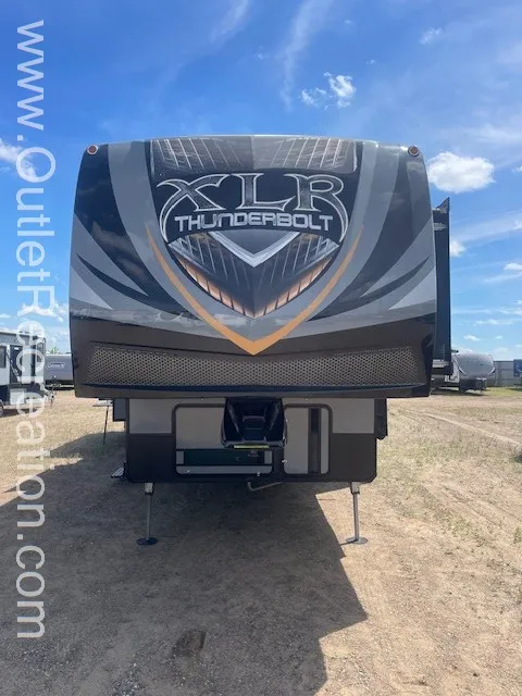 2017 Forest River XLR Thunderbolt 422AMP - Photo 3