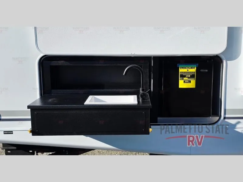 2026 Coachmen RV Freedom Express Select 30SE - Photo 4