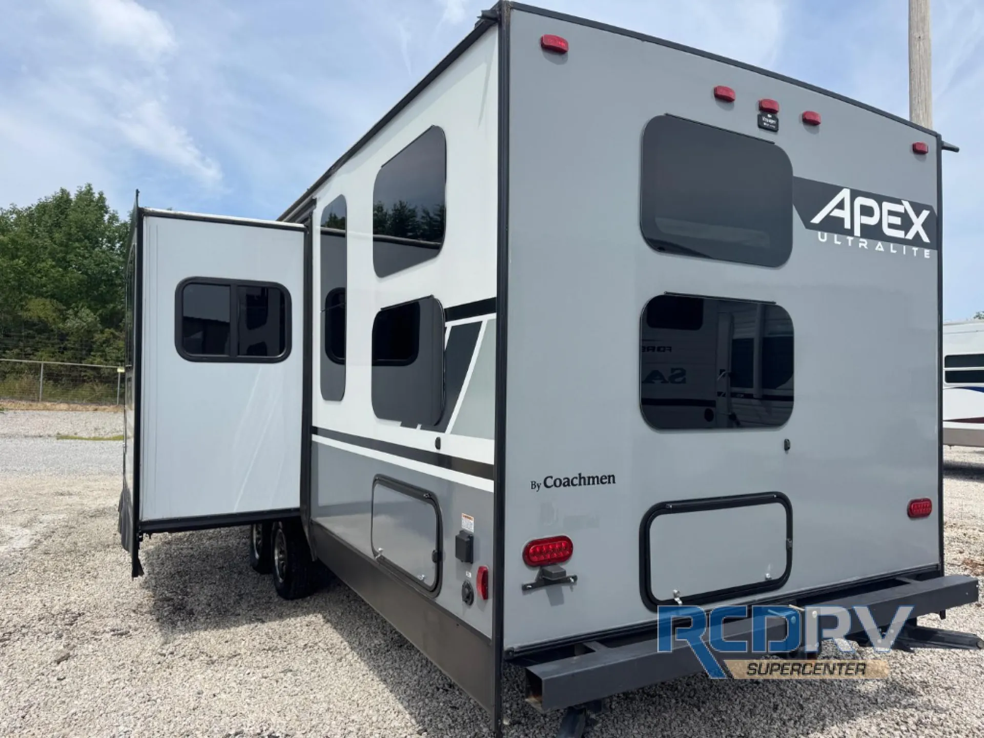 2022 Coachmen Apex 266BHS - Photo 4