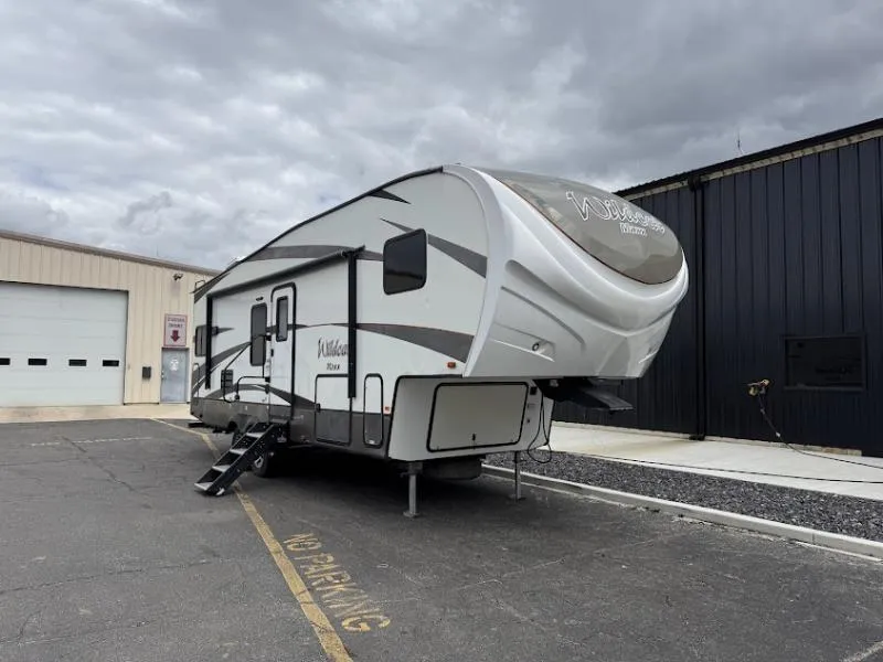 2017 Forest River Wildcat Maxx 262RGX - Photo 3