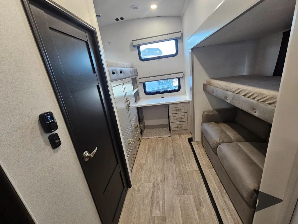 2027 Jayco North Point 391TBBH, Photos photo 10
