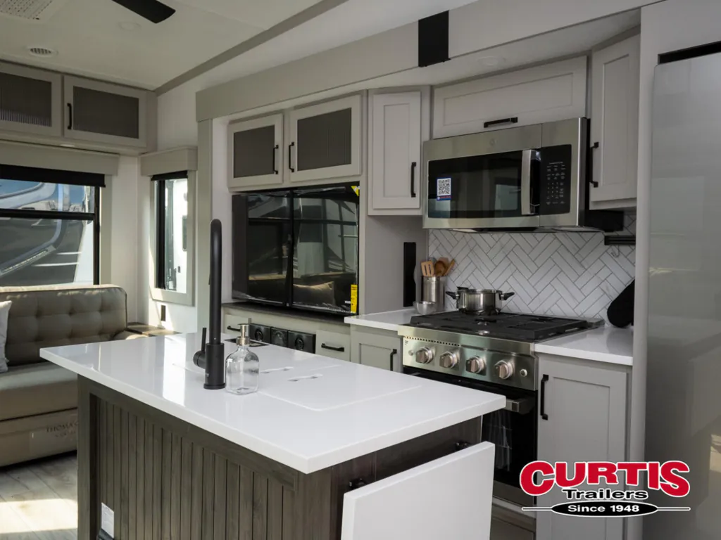 2026 Keystone Montana High Country 385BR, Photos photo 9