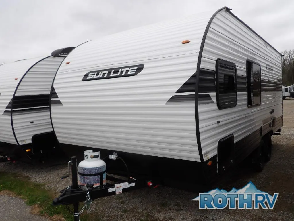 2026 Sunset Park RV Sun Lite LTD 21DB - Photo 2