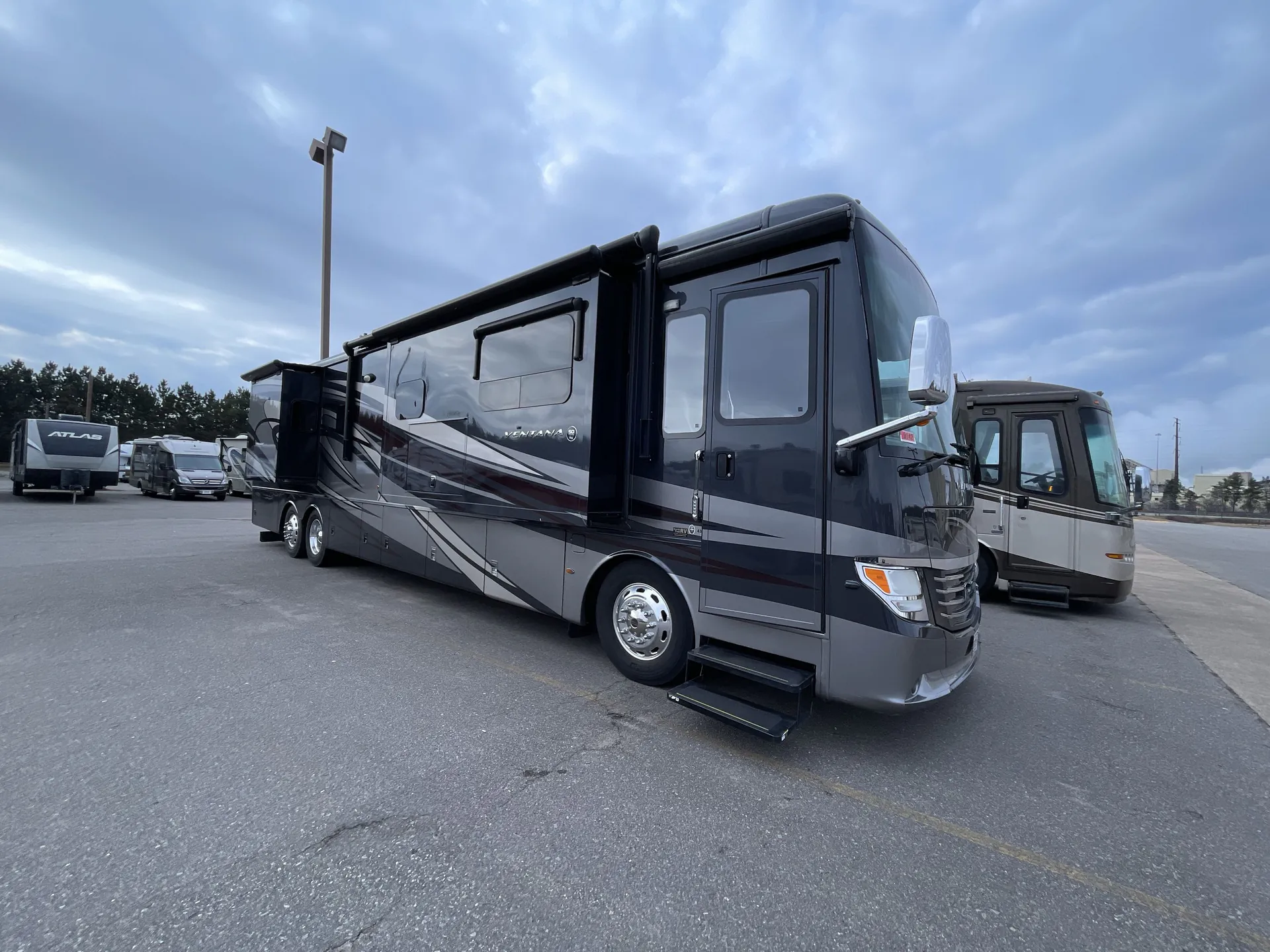 2018 newmar Ventana 4310 - Photo 2