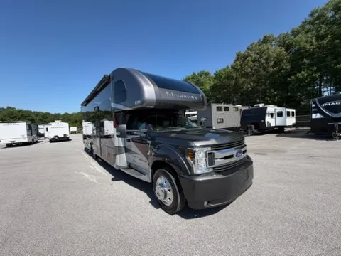 2020 Thor Motor Coach Magnitude BB35 - Photo 2