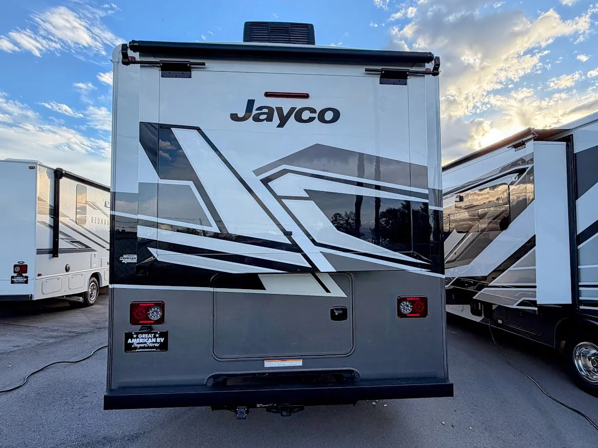 2026 Jayco Greyhawk 30Z - Photo 4