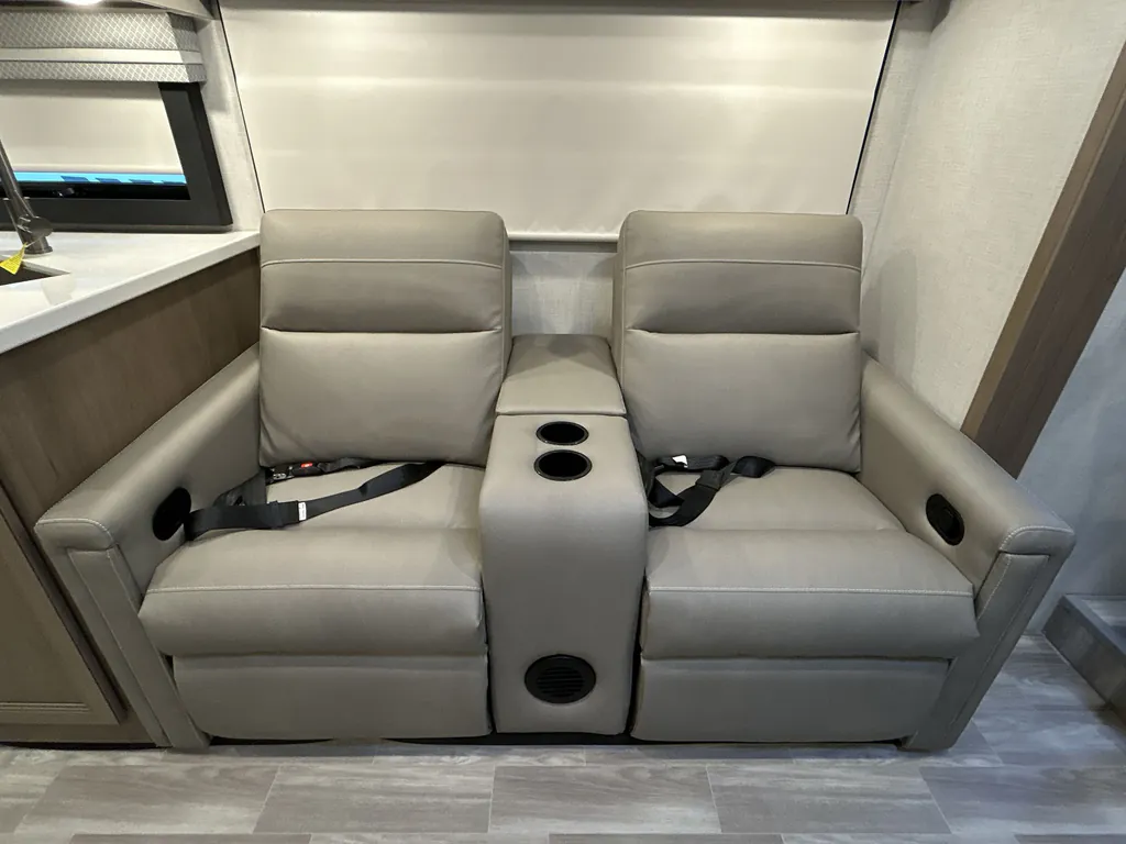 2026 Thor Motor Coach Windsport 29L, Photos photo 35