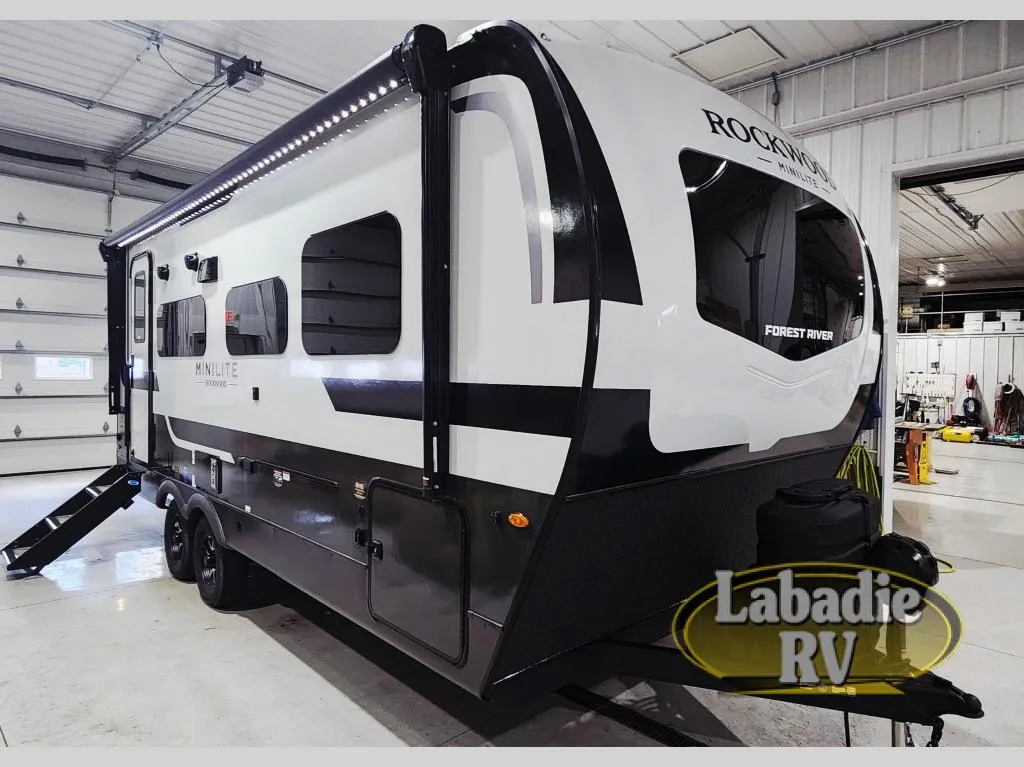 2026 Forest River Rockwood Mini Lite 2205S - Photo 2