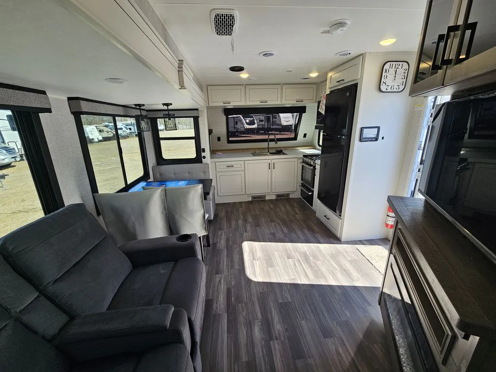2025 Jayco Eagle 274FKDS - Photo 4