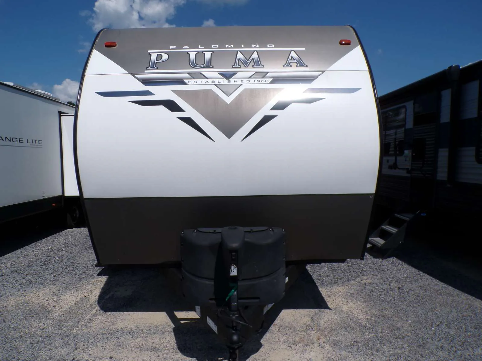 2022 Palomino Puma 26RLS - Photo 3