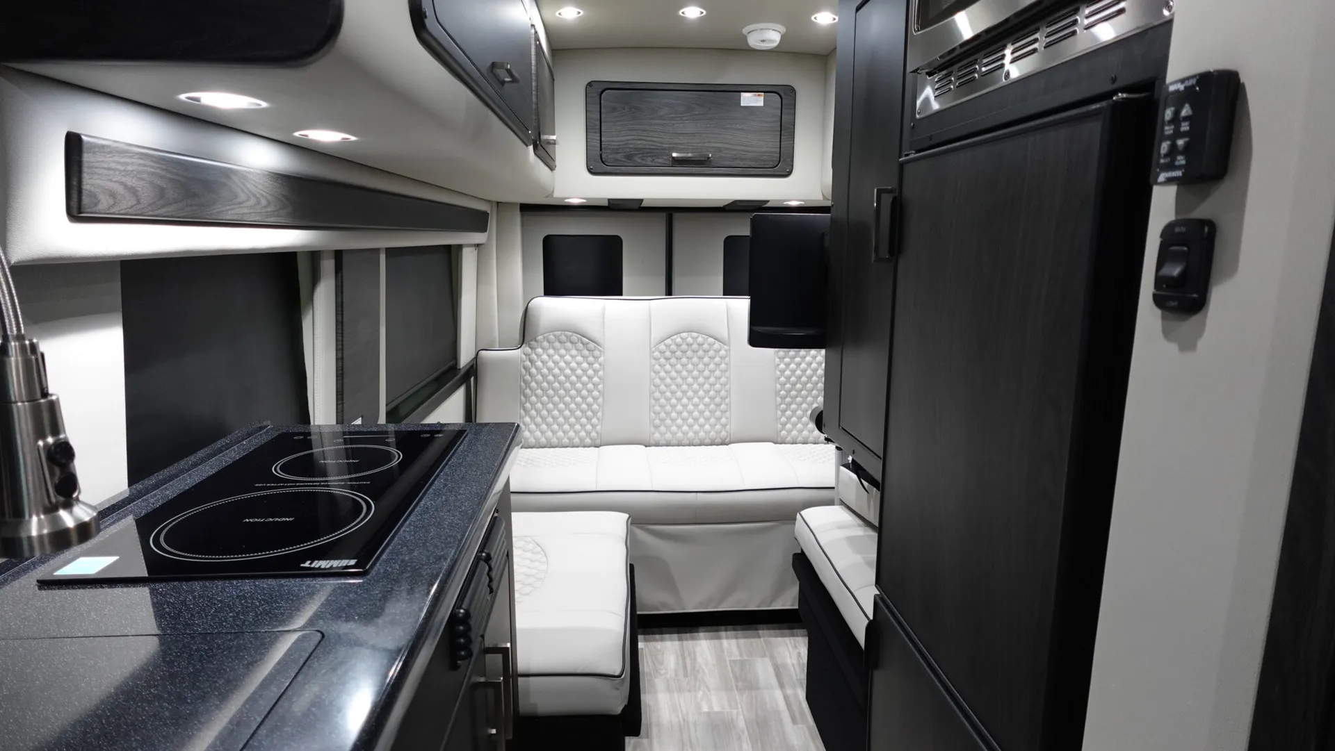 2026 Holiday Rambler Xpedition RL2F - Photo 3