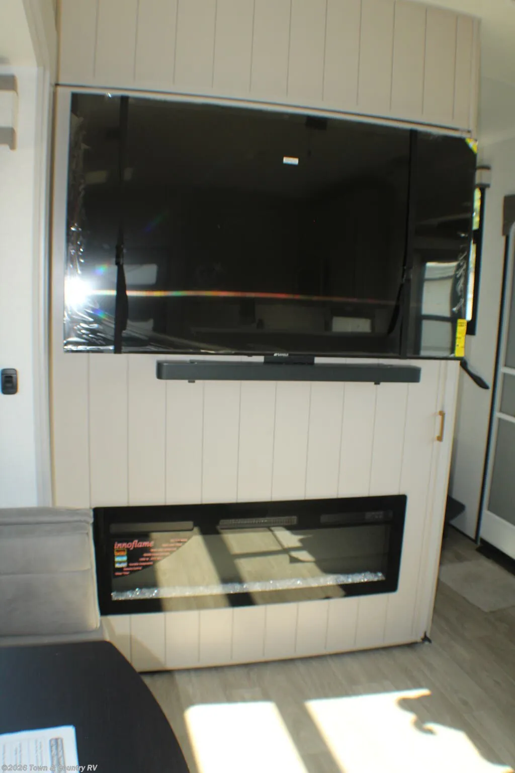 2027 Jayco North Point 391TBBH, Photos photo 18