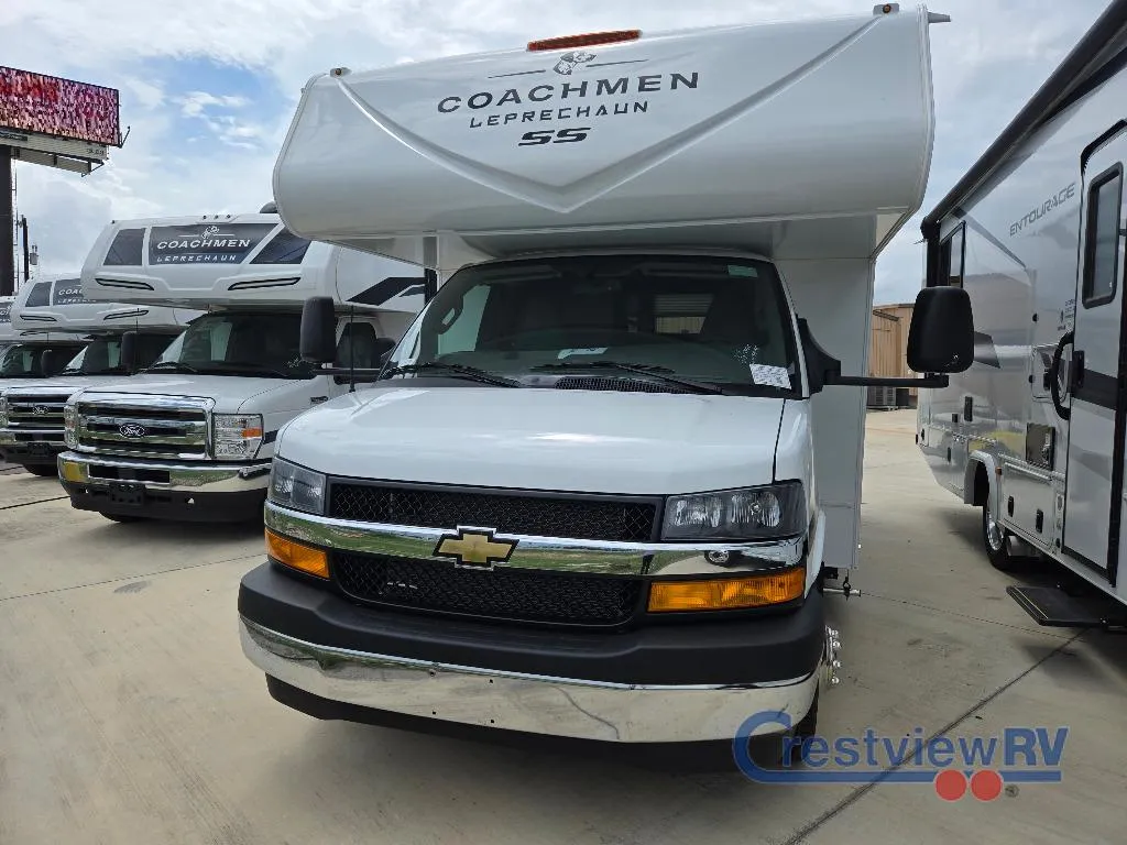 2027 Coachmen Leprechaun 210QSS CHEVY 3500 - Photo 3