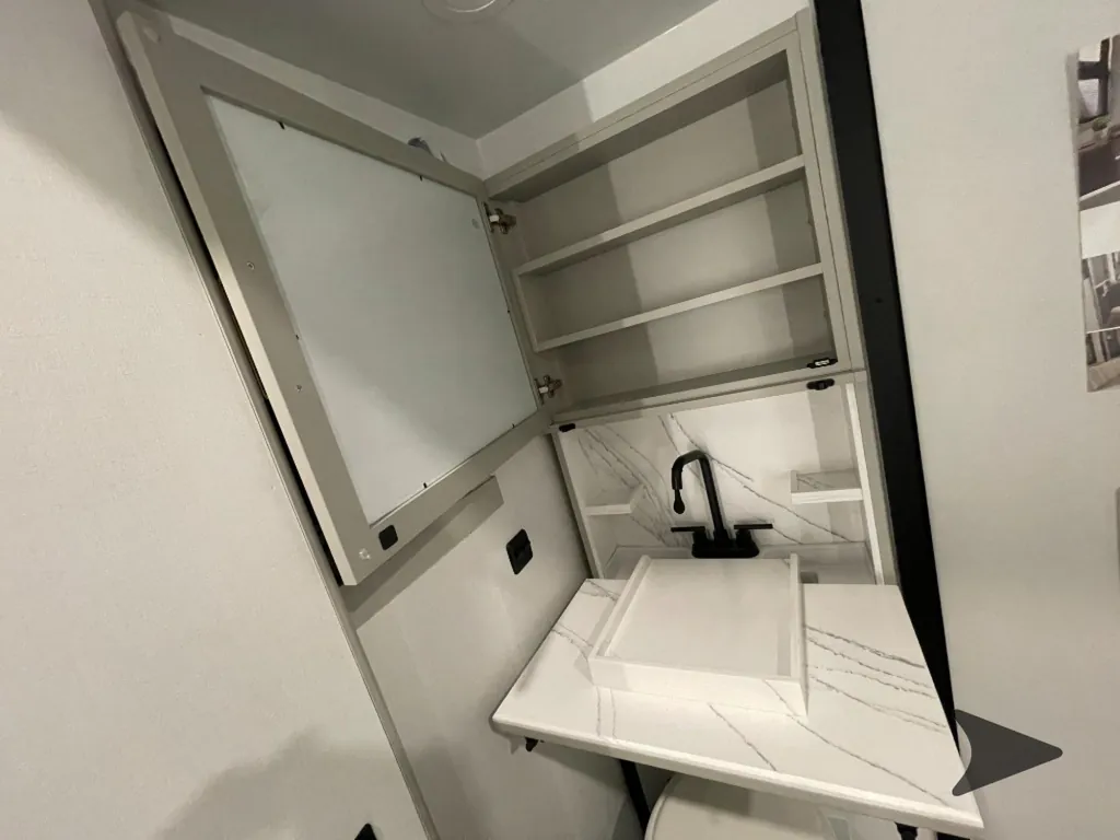 2026 Brinkley Model G 4100, Photos photo 79