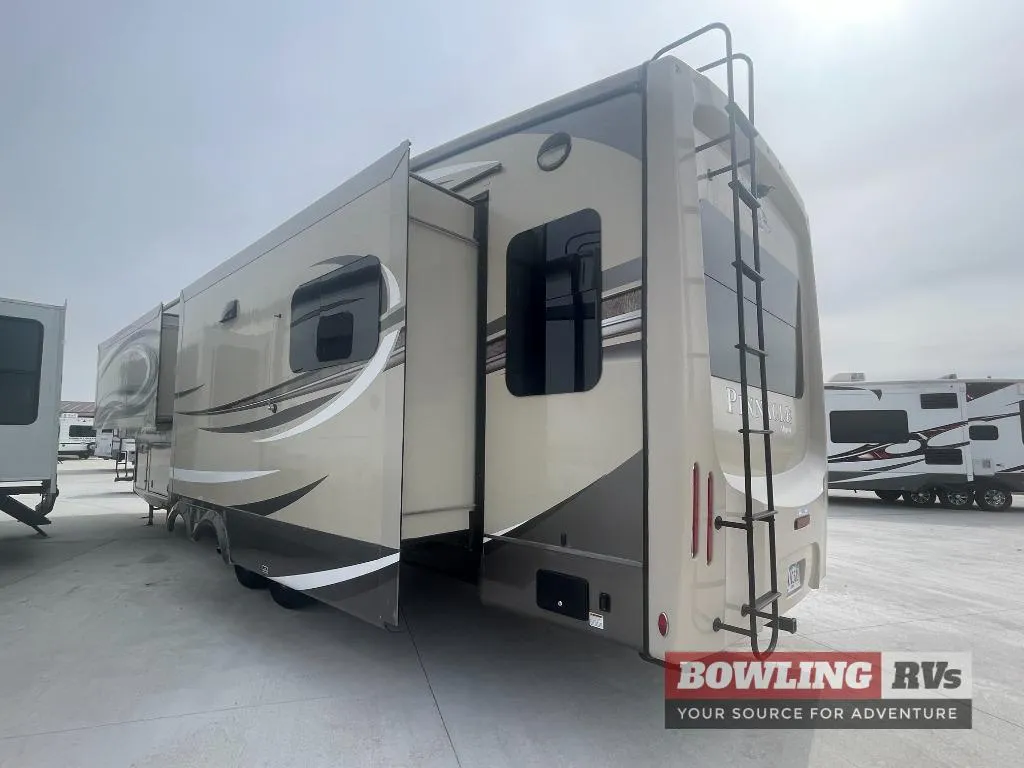 2018 Jayco Pinnacle 37RLWS - Photo 4