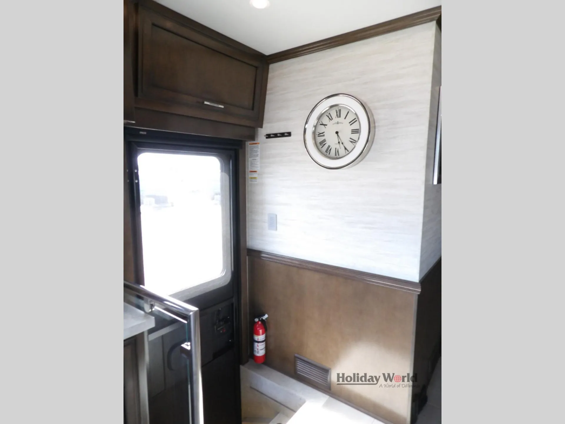 2023 Newmar Super Star 4061 - Photo 4