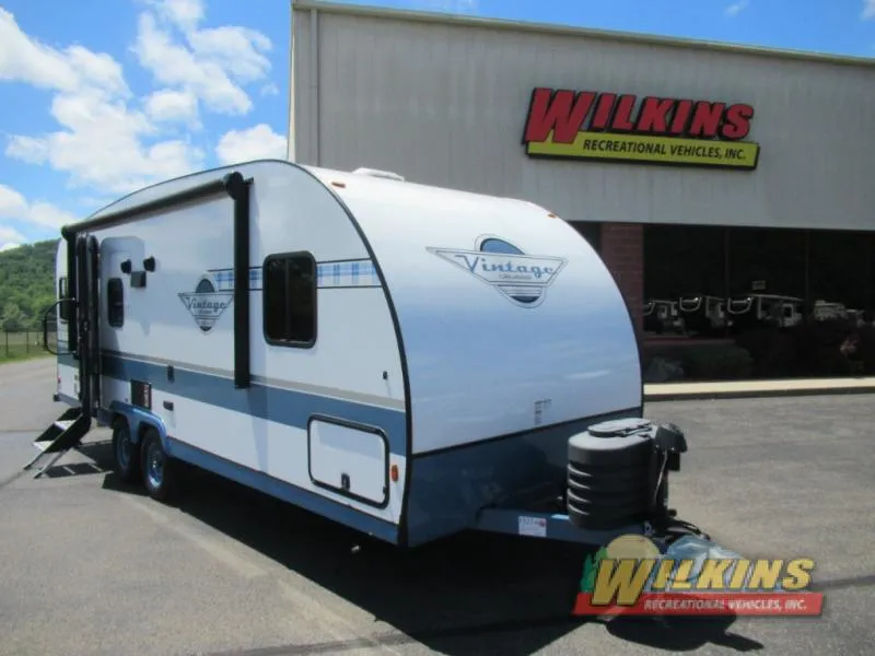 2025 Gulf Stream RV Vintage Cruiser 23RSS - Photo 2