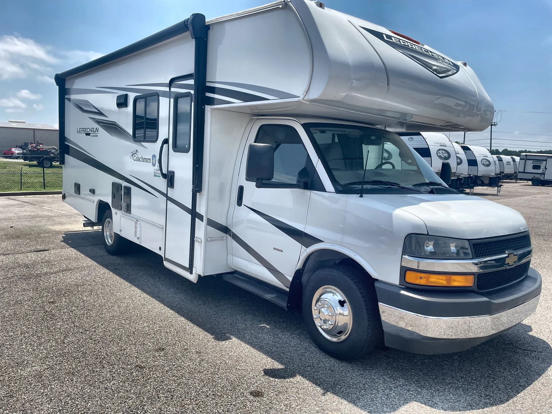 2024 Coachmen Leprechaun 230FS - Photo 2
