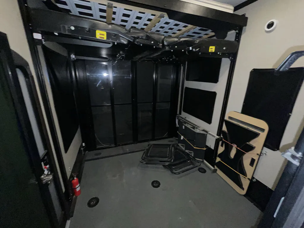 2026 Keystone Raptor 433, Photos photo 26