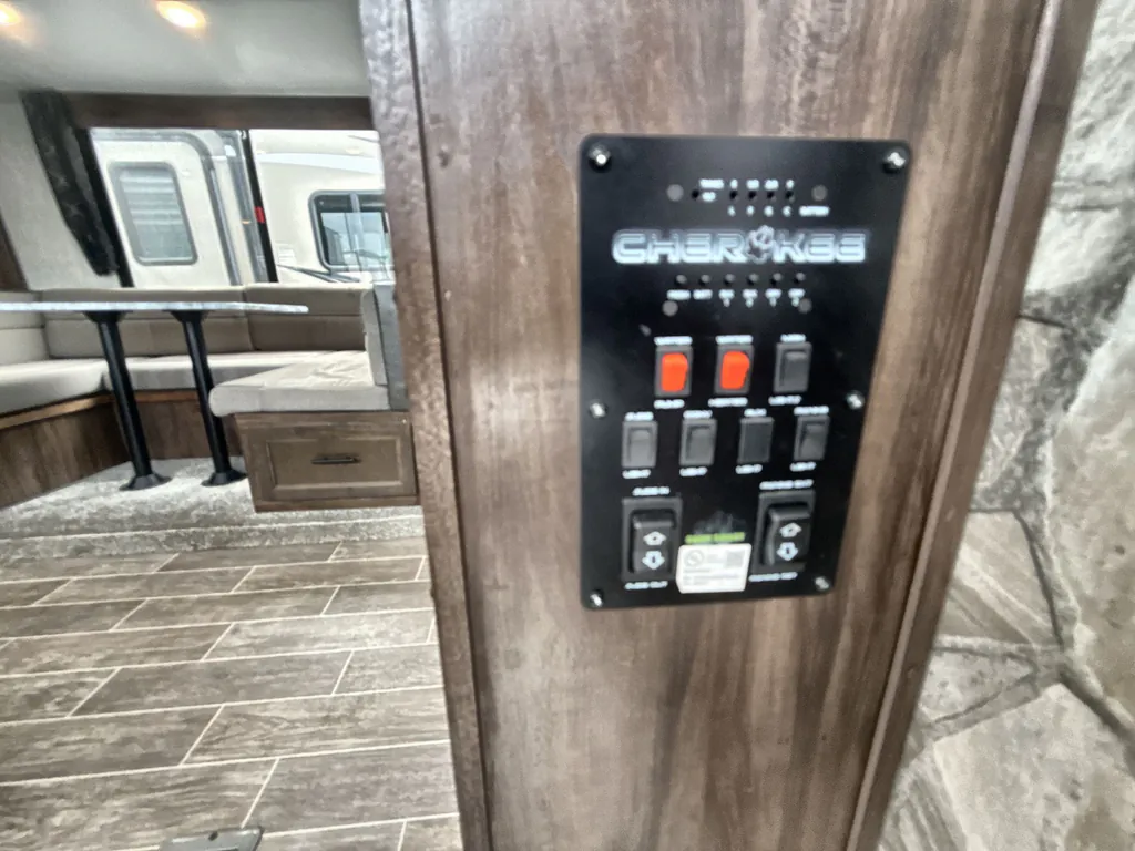 2021 Forest River Cherokee 274BRB, Photos photo 18