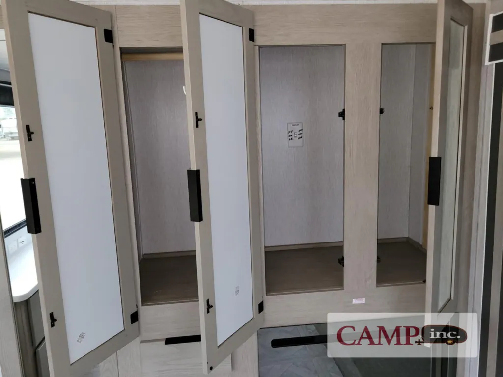 2024 Forest River Wildwood Grand Lodge 42VIEW, Photos photo 13