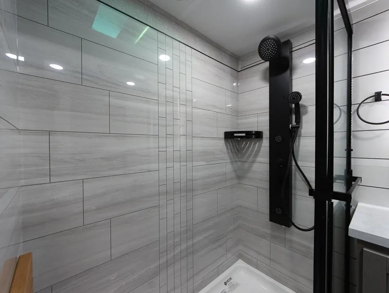 2025 Jayco Seismic Luxury Series 4113, Bathroom photo 6