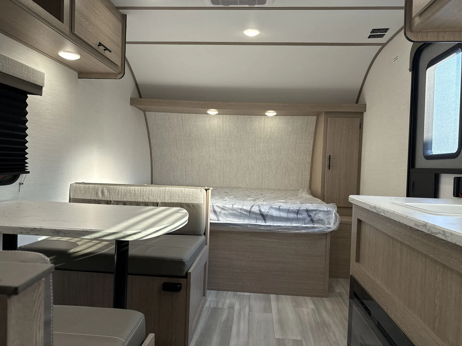 2027 Gulf Stream Enlighten 17BH — living area main