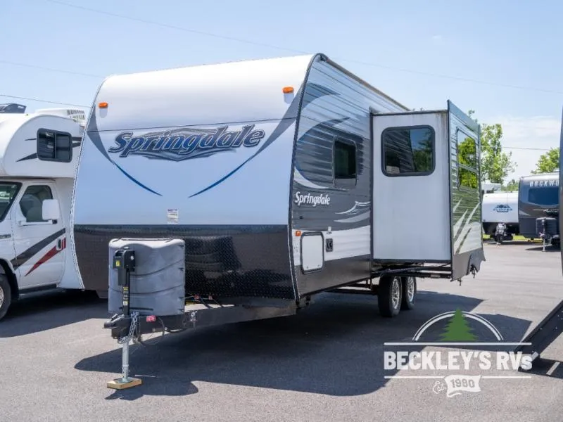 2016 Keystone RV Springdale 225RB - Photo 4
