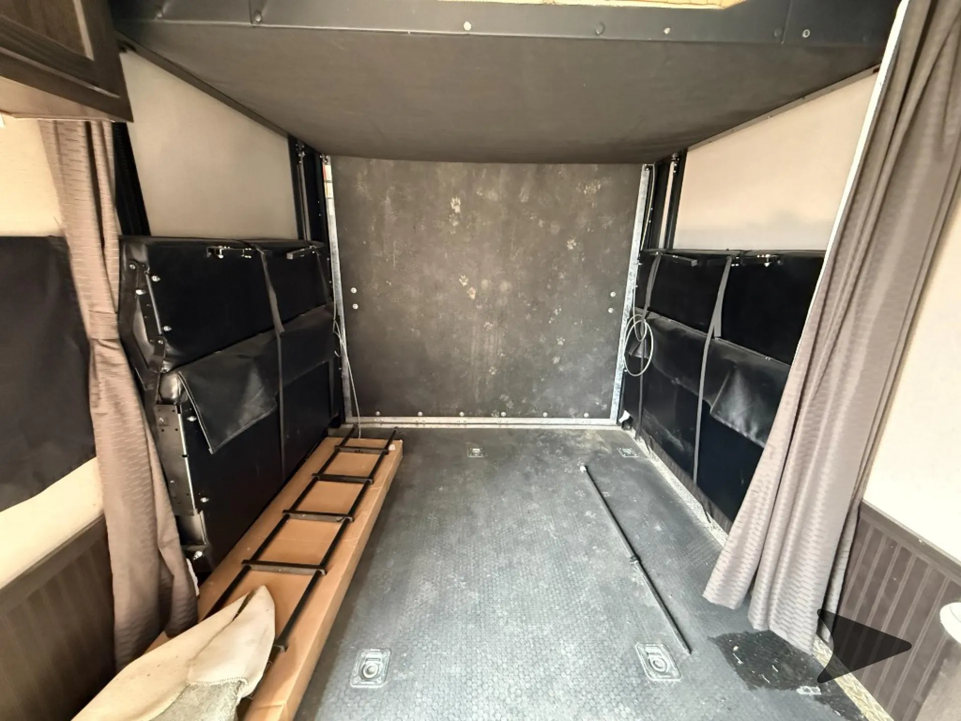 2019 Forest River XLR Hyperlite 19HFS - Photo 3