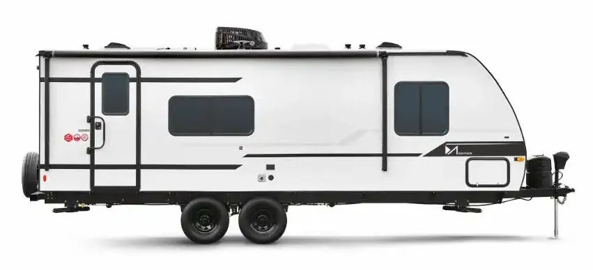 Winnebago M-Series 2225MK exterior