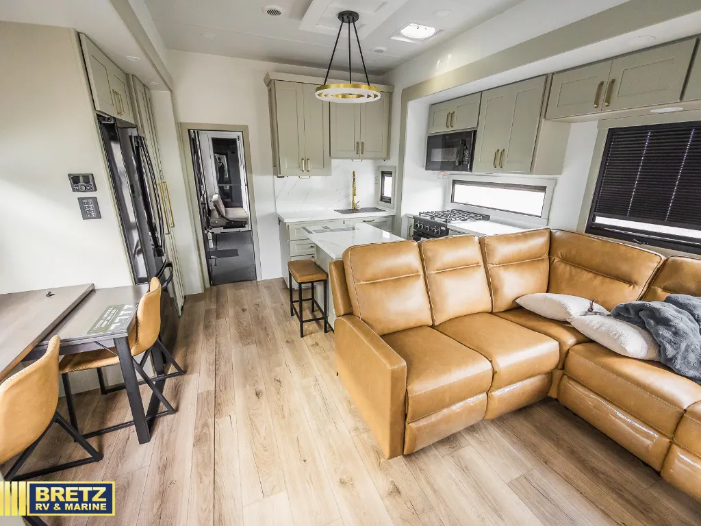 2026 Brinkley Model G 3970, Photos photo 13