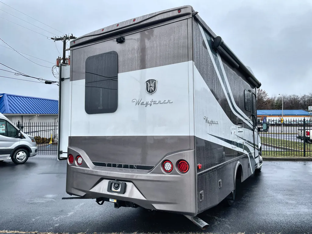 2019 Tiffin Wayfarer 24 FW, Photos photo 8