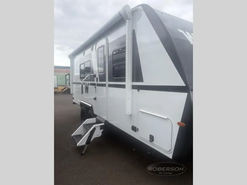 2026 Winnebago Micro Minnie 2000TRB - Photo 3