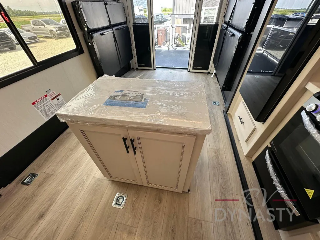 2026 Forest River Vengeance Rogue Armored 26L140, Photos photo 37