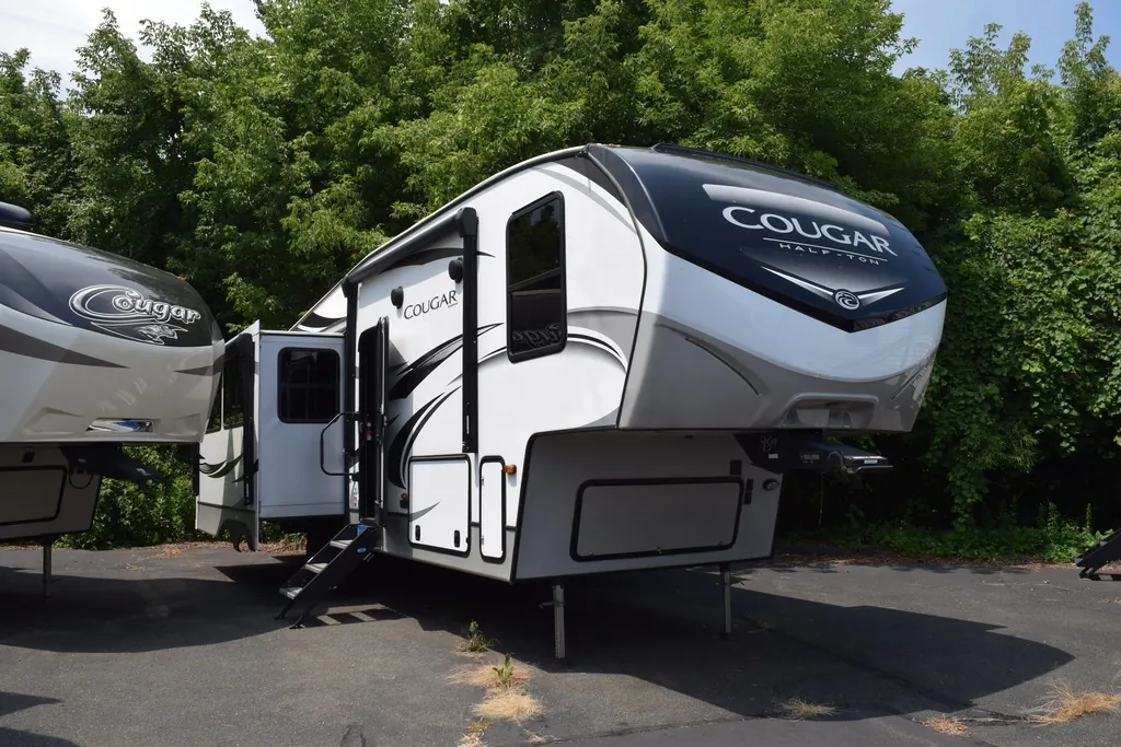 2021 Keystone Cougar Half-Ton 29MBS - Photo 4